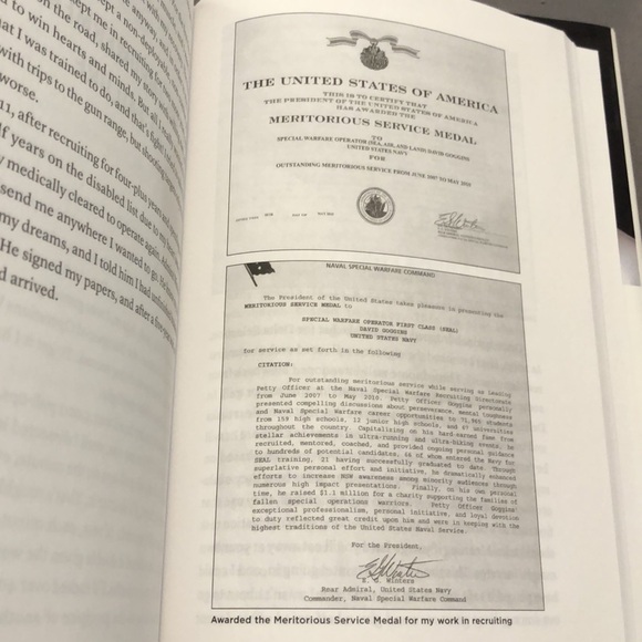 Can't Hurt Me: Master Your Mind and Defy the Odds Book - Picture 9 of 9